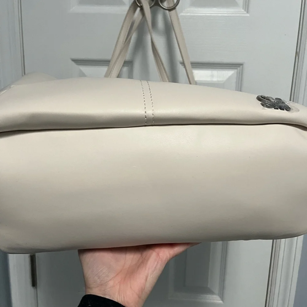 Steve Madden Vanilla Cream B swagger Tote Shoulder Bag Silver Chain Charms NWT - Picture 7 of 15